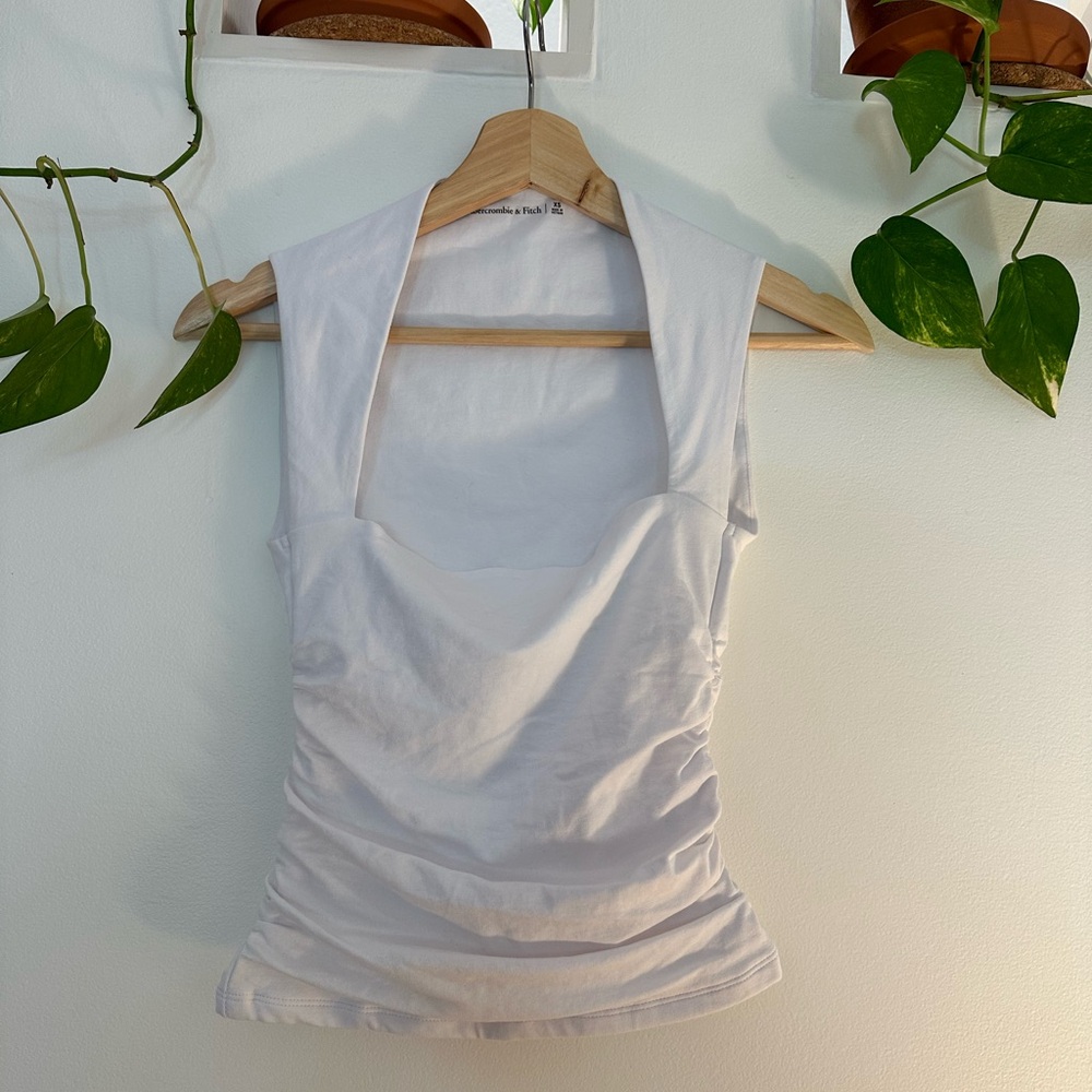 Abercrombie & Fitch White Tee